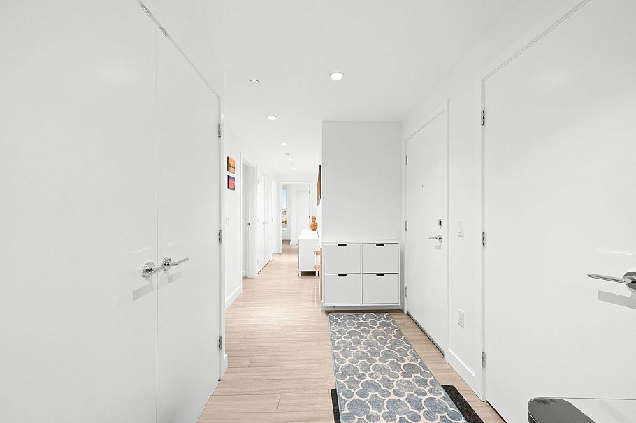 304 707 E 3rd Street North Vancouver, BC - 14