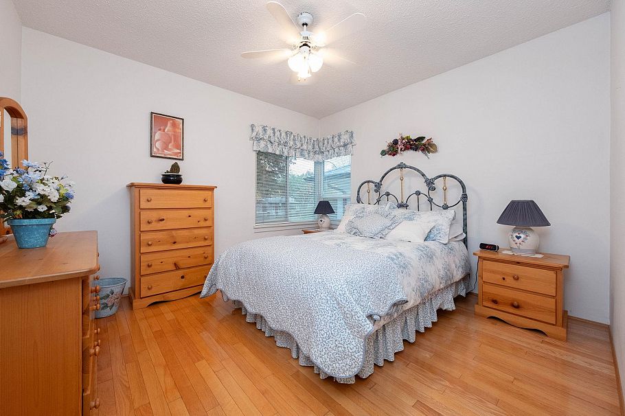 3099 E 18th Avenue Vancouver, BC - 11