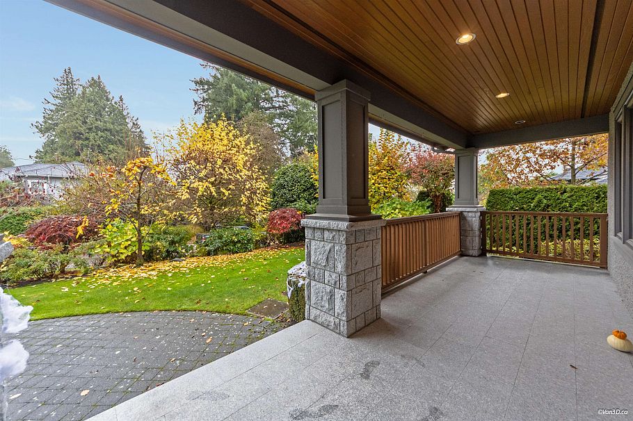 3029 W 45th Avenue Vancouver, BC - 18