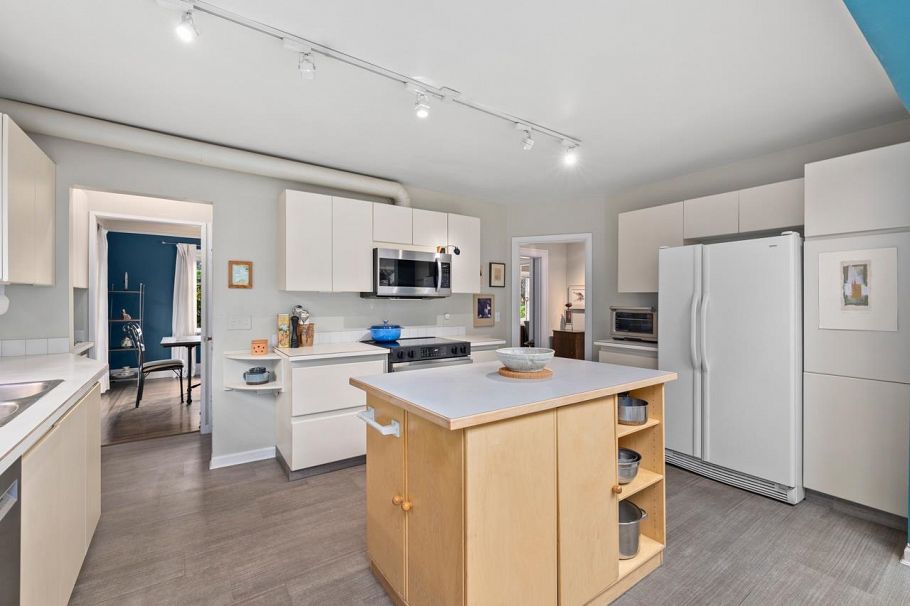 1926 Aspen Avenue Vancouver, BC - 14