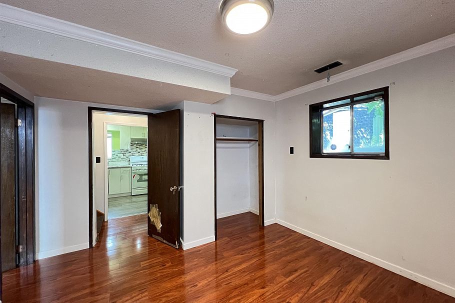 235 E 62nd Avenue Vancouver, BC - 22