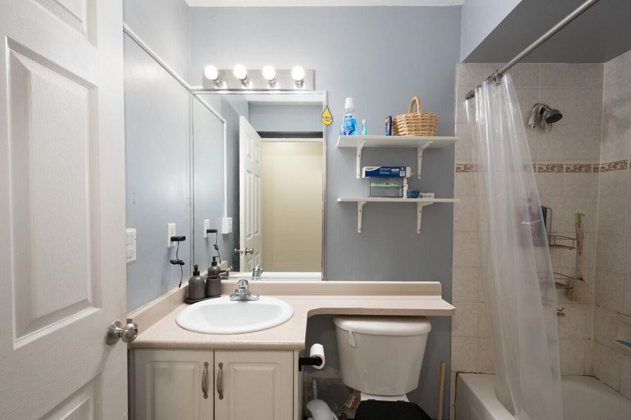 2870 Mcgill Street Vancouver, BC - 17