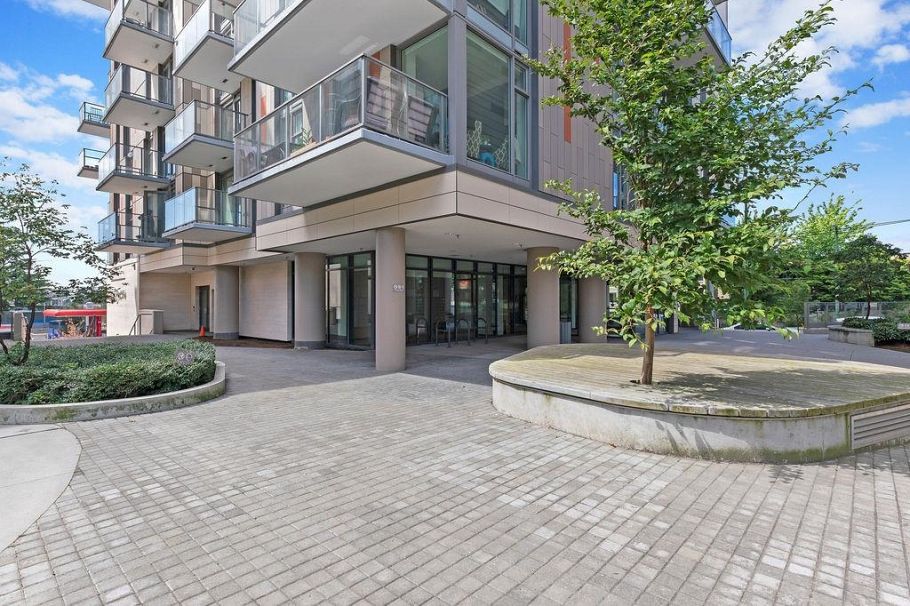 205 8188 Fraser Street Vancouver, BC - 32