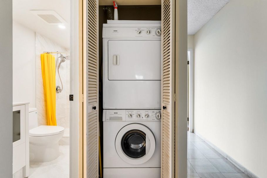 4A 1568 W 12th Avenue Vancouver, BC - 11