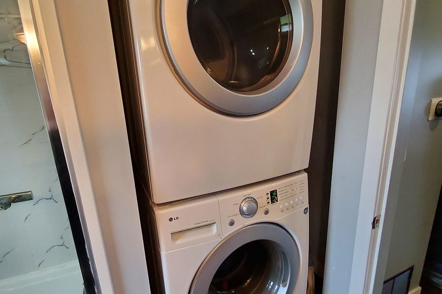 532 E 5th Street North Vancouver, BC - 6