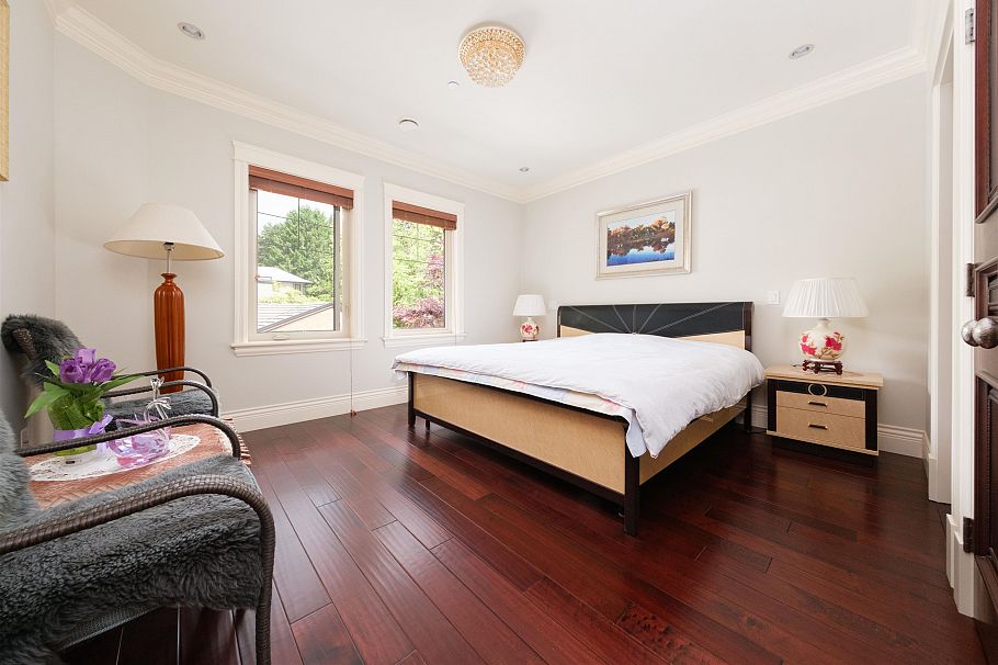 2769 W 49th Avenue Vancouver, BC - 32