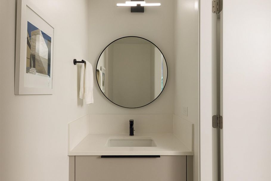 215 322 E 15th Avenue Vancouver, BC - 17