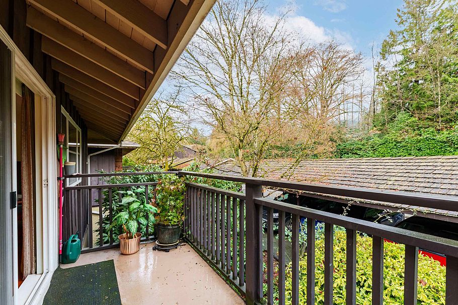 308 555 W 28th Street North Vancouver, BC - 14