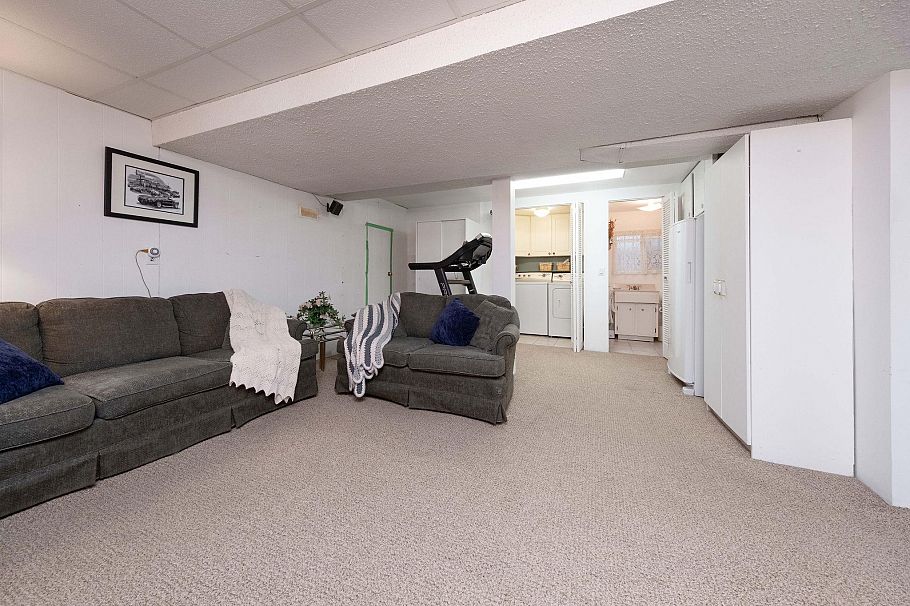 3099 E 18th Avenue Vancouver, BC - 14