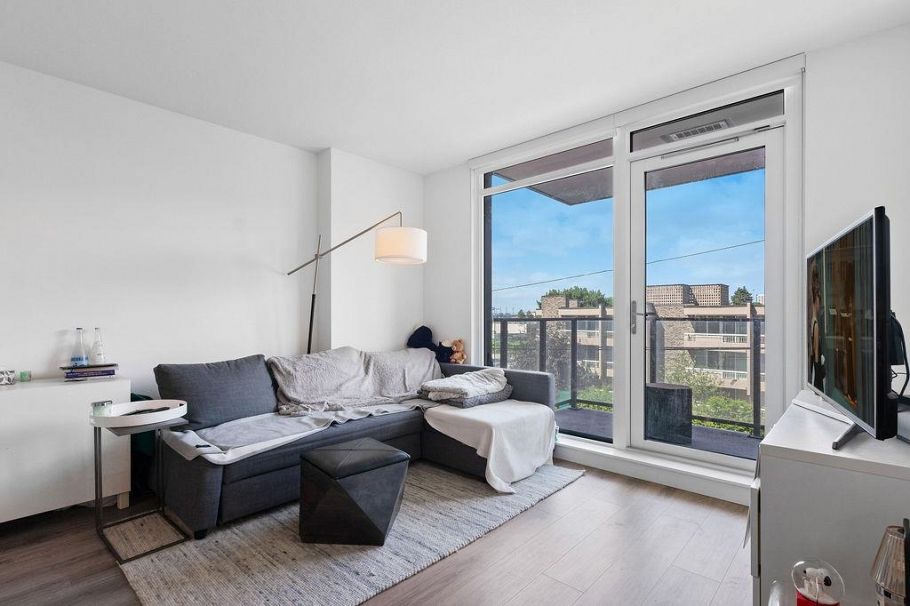 205 8188 Fraser Street Vancouver, BC - 15