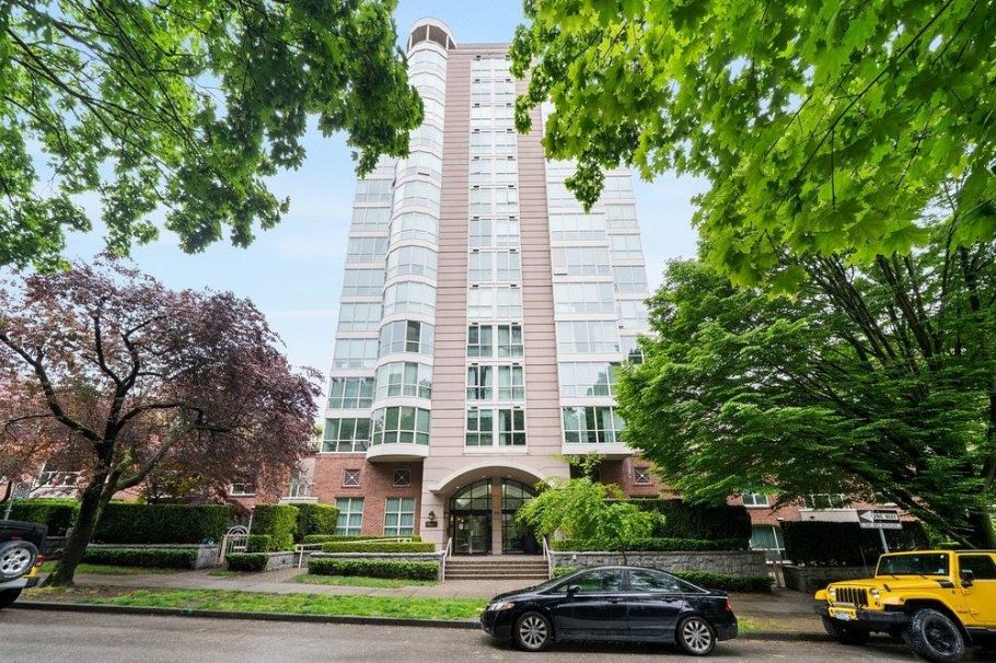 503 1111 Haro Street Vancouver, BC - 2