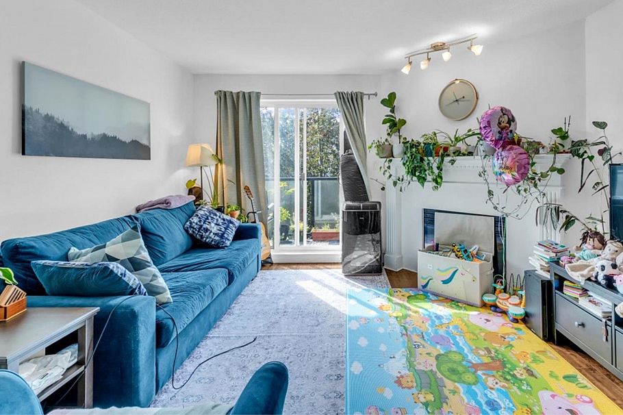 307 876 W 16th Avenue Vancouver, BC - 2