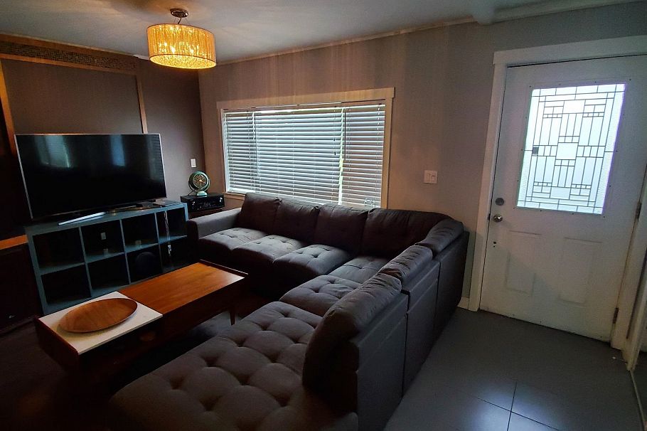 532 E 5th Street North Vancouver, BC - 5