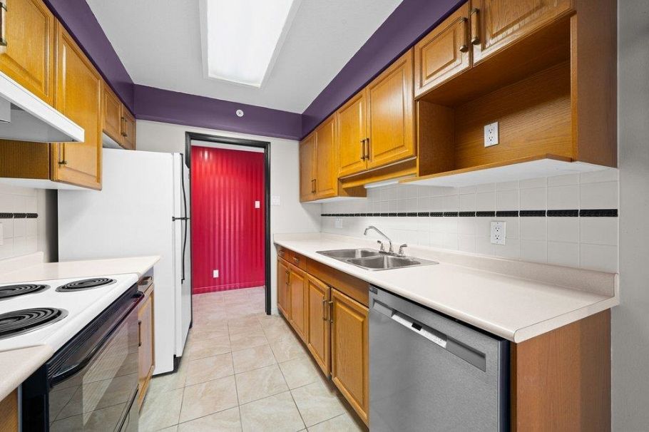 503 1111 Haro Street Vancouver, BC - 13