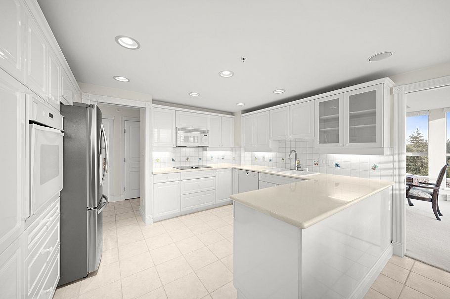 1700 5615 Hampton Place Vancouver, BC - 24