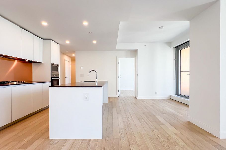 3007 1480 Howe Street Vancouver, BC - 5