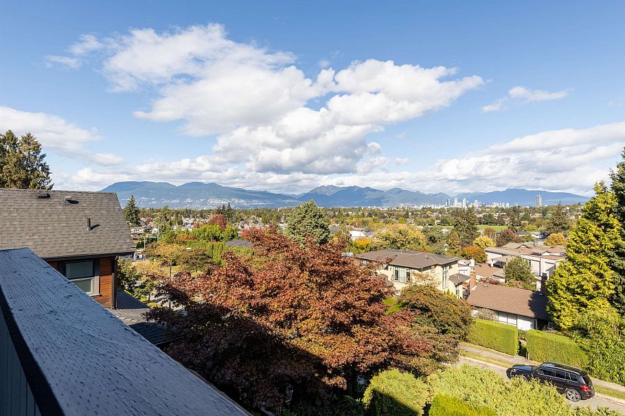 4393 Puget Drive Vancouver, BC - 17