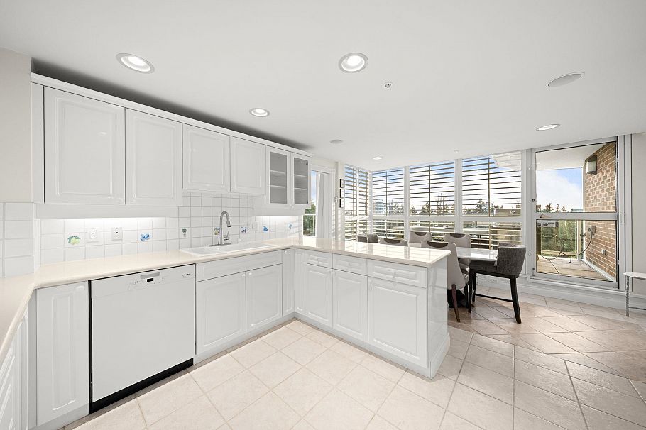 1700 5615 Hampton Place Vancouver, BC - 25