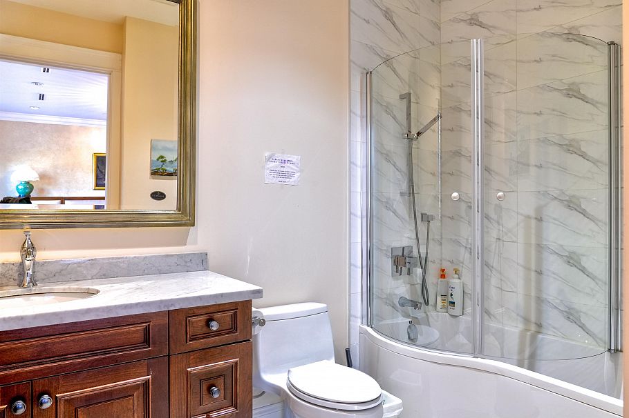 2237 W 37th Avenue Vancouver, BC - 18