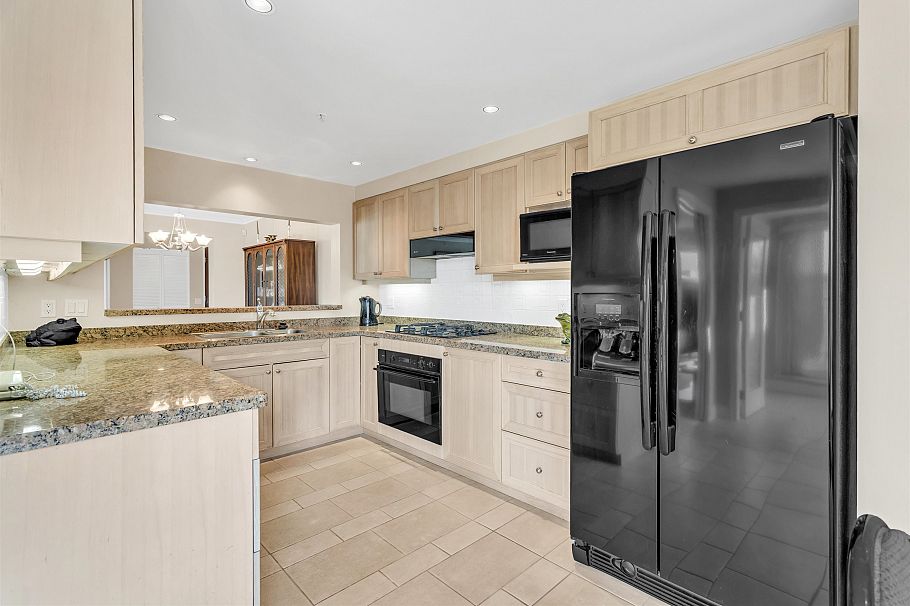 508 618 W 45th Avenue Vancouver, BC - 18