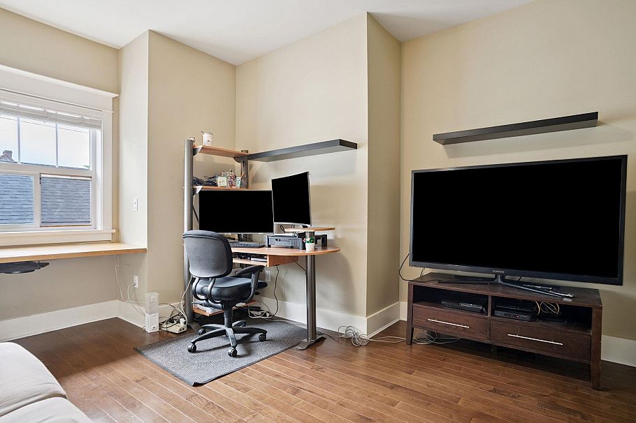 49 E 13th Avenue Vancouver, BC - 23