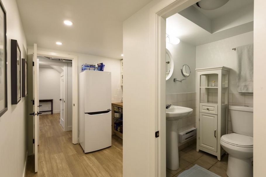 161 E 26th Avenue Vancouver, BC - 34