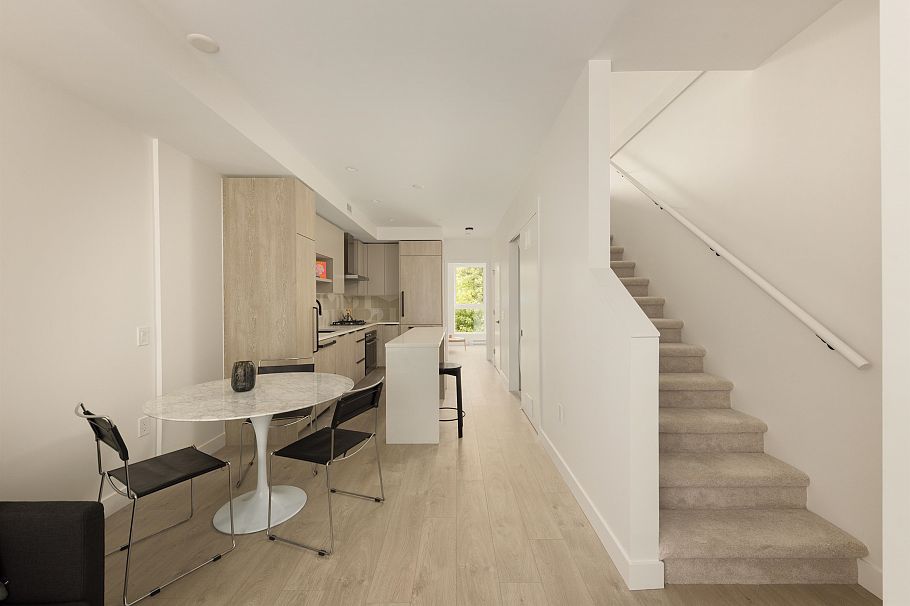 215 322 E 15th Avenue Vancouver, BC - 7