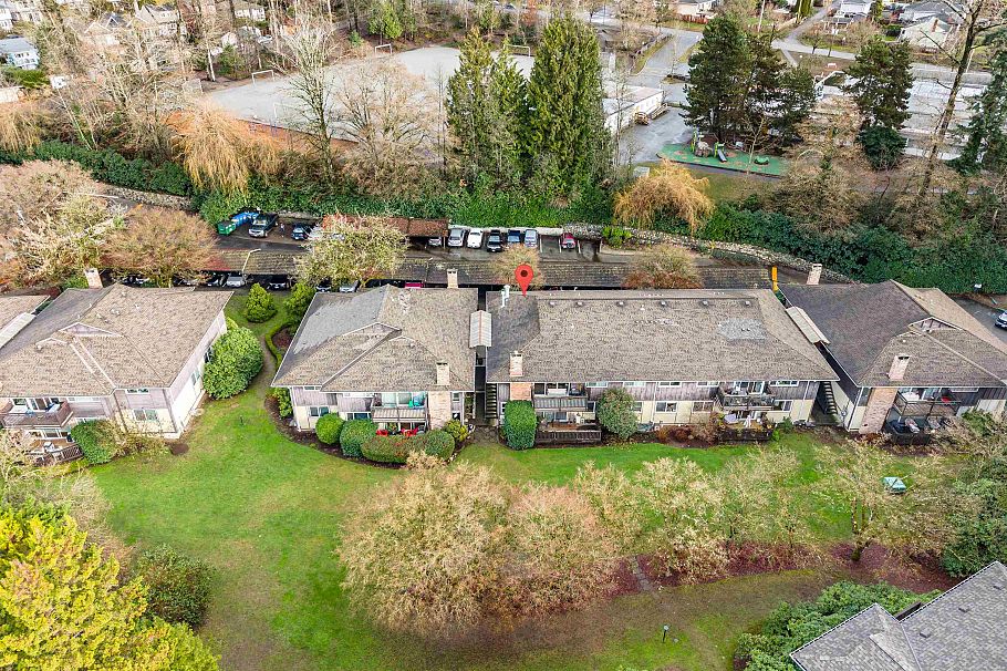 308 555 W 28th Street North Vancouver, BC - 24