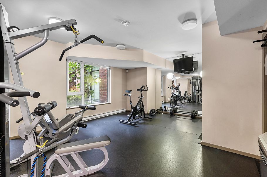 709 2321 Scotia Street Vancouver, BC - 39