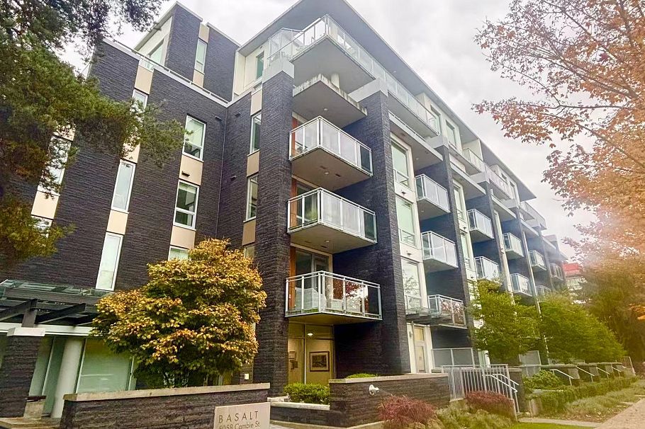 409 5058 Cambie Street Vancouver, BC - 1