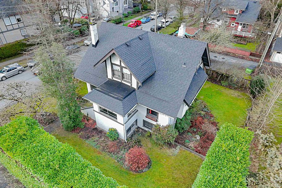 1131 W 16th Avenue Vancouver, BC - 9