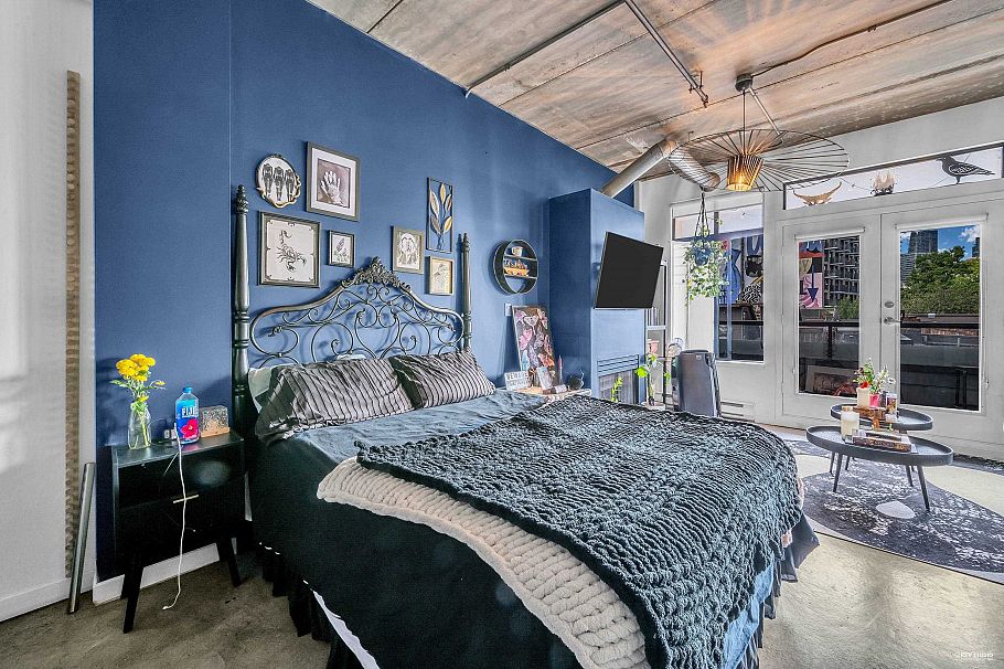 404 28 Powell Street Vancouver, BC - 16