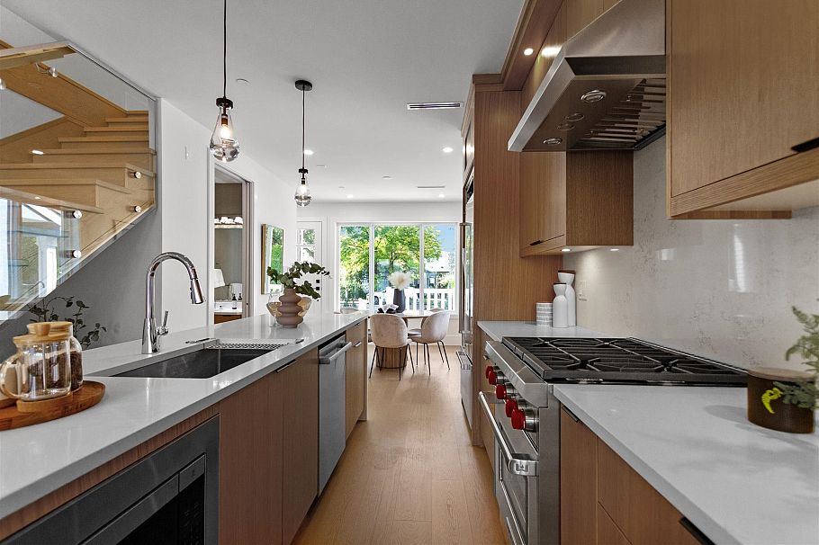 2660 Waterloo Street Vancouver, BC - 10