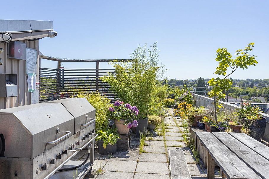 121 2556 E Hastings Street Vancouver, BC - 16