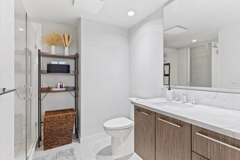 1106 3281 E Kent Avenue N Vancouver, BC - 18