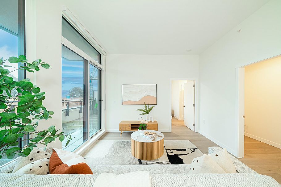 501 5212 Cambie Street Vancouver, BC - 2