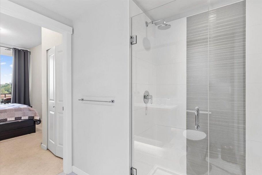 1106 3281 E Kent Avenue N Vancouver, BC - 19