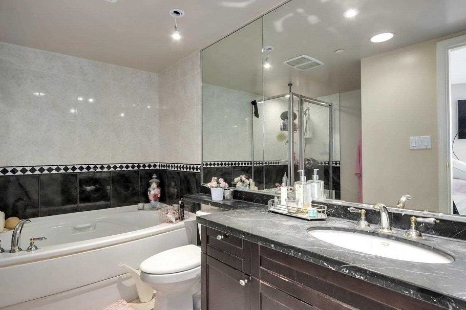 1601 1383 Marinaside Crescent Vancouver, BC - 12