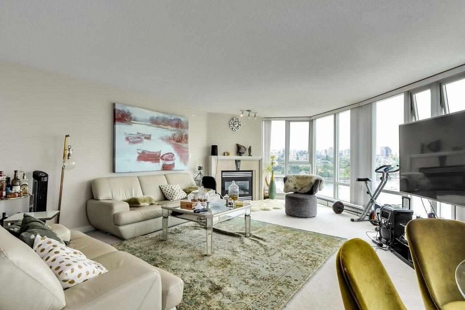 1601 1383 Marinaside Crescent Vancouver, BC - 3