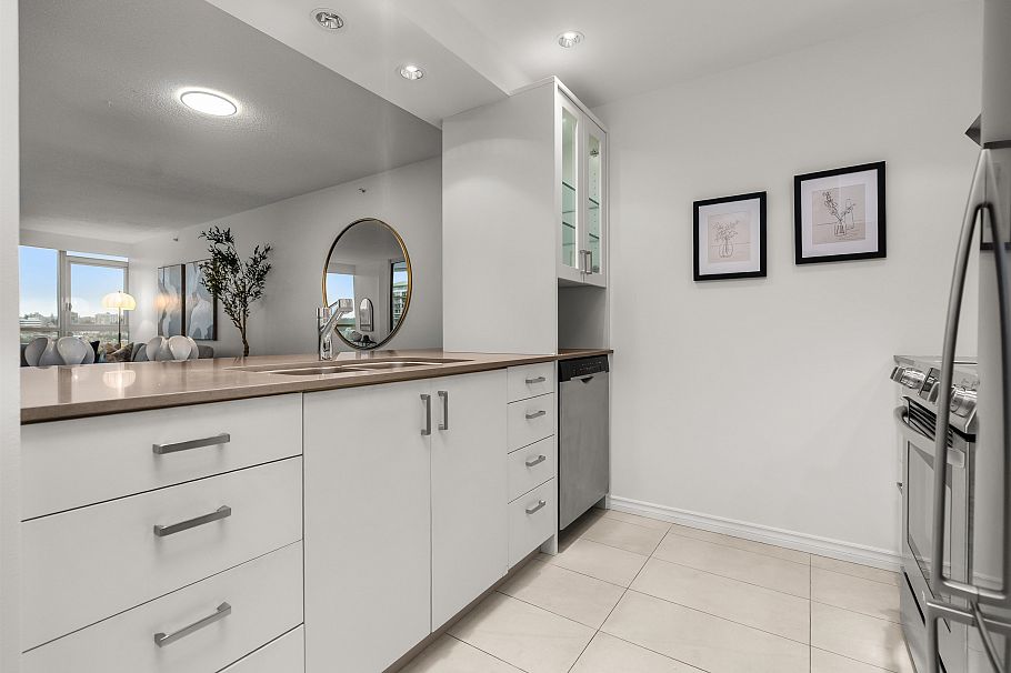 1603 388 Drake Street Vancouver, BC - 11