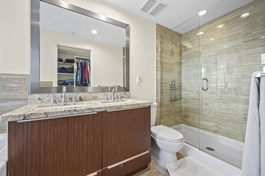 617 8677 Capstan Way Richmond, BC - 10