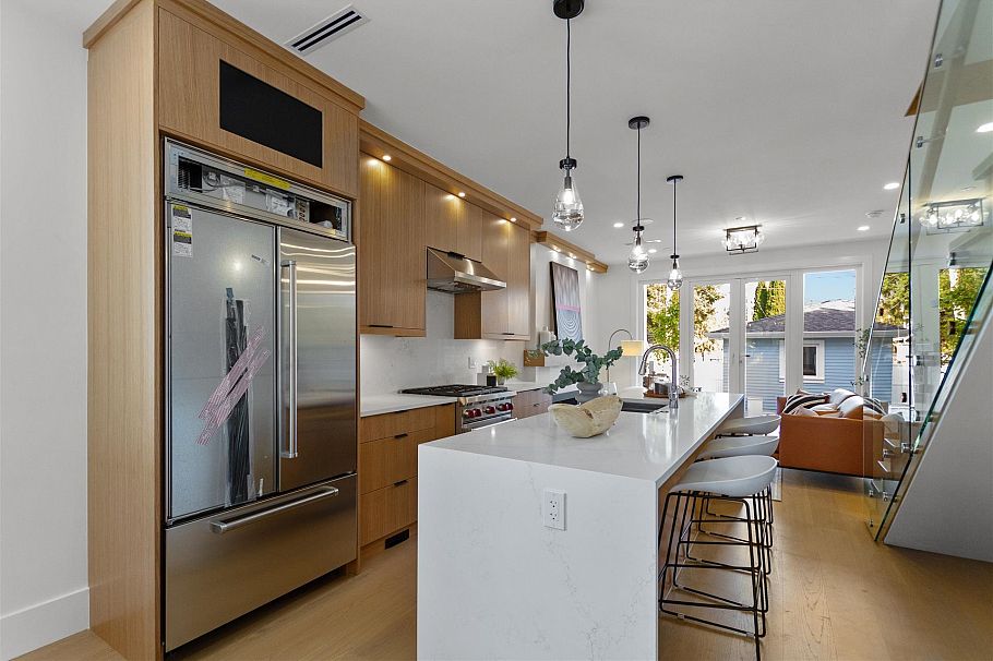 2660 Waterloo Street Vancouver, BC - 8