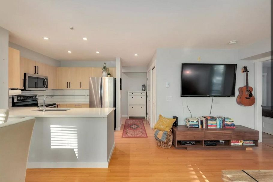 212 3575 Euclid Avenue Vancouver, BC - 8