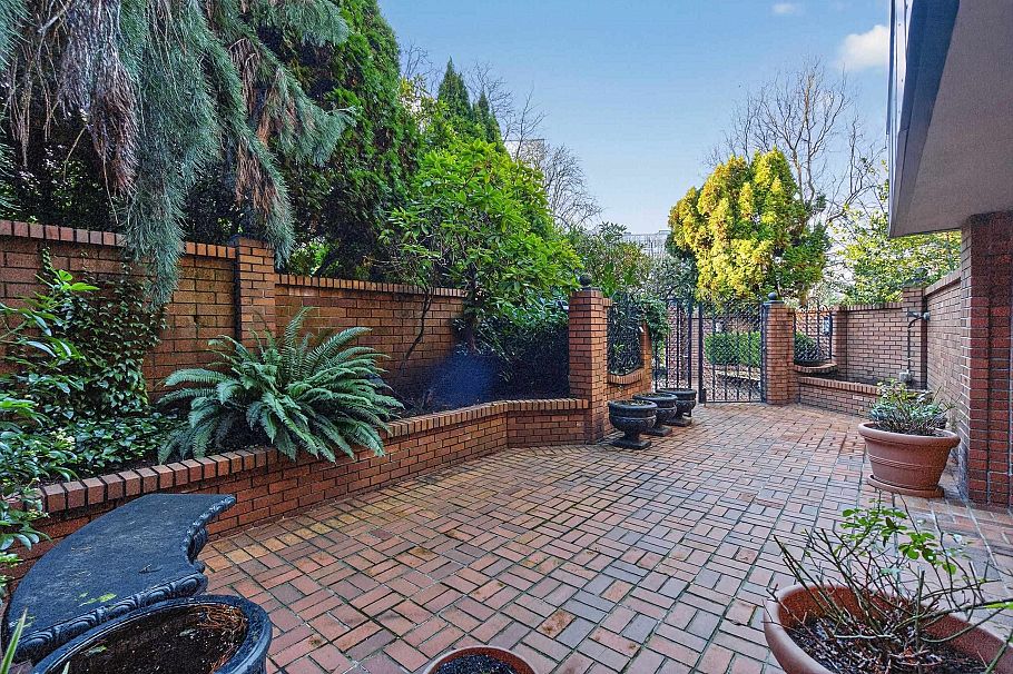 605 1405 W 15th Avenue Vancouver, BC - 21