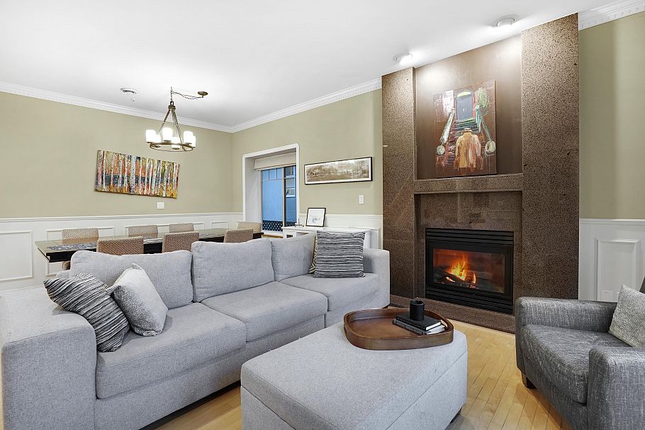 3263 W 38th Avenue Vancouver, BC - 2