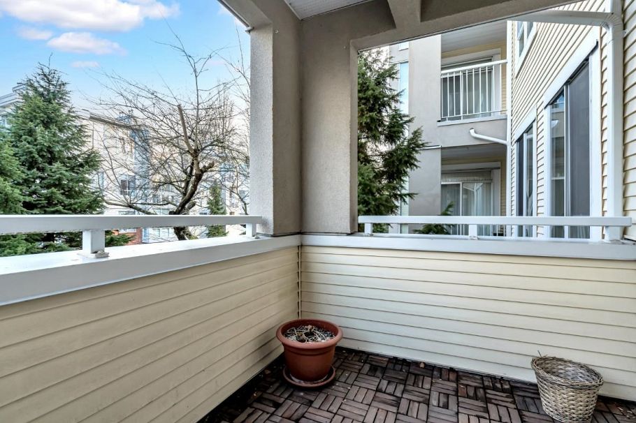 335 383 E 37th Avenue Vancouver, BC - 14