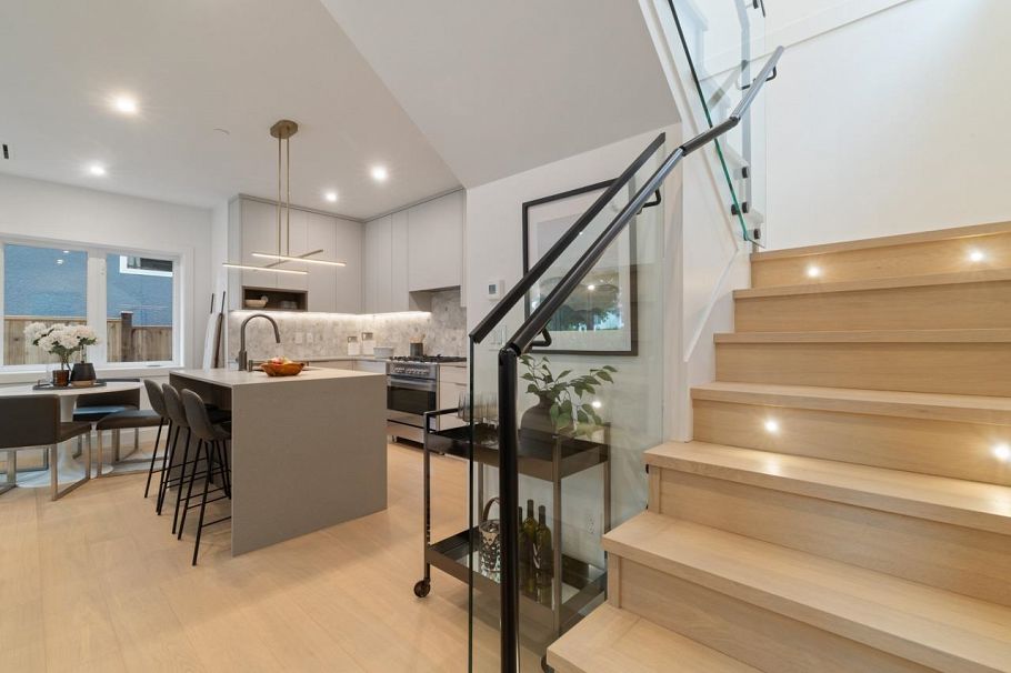 1 2680 E 5th Avenue Vancouver, BC - 22