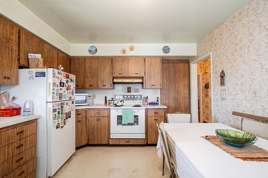 2554 Dundas Street Vancouver, BC - 7