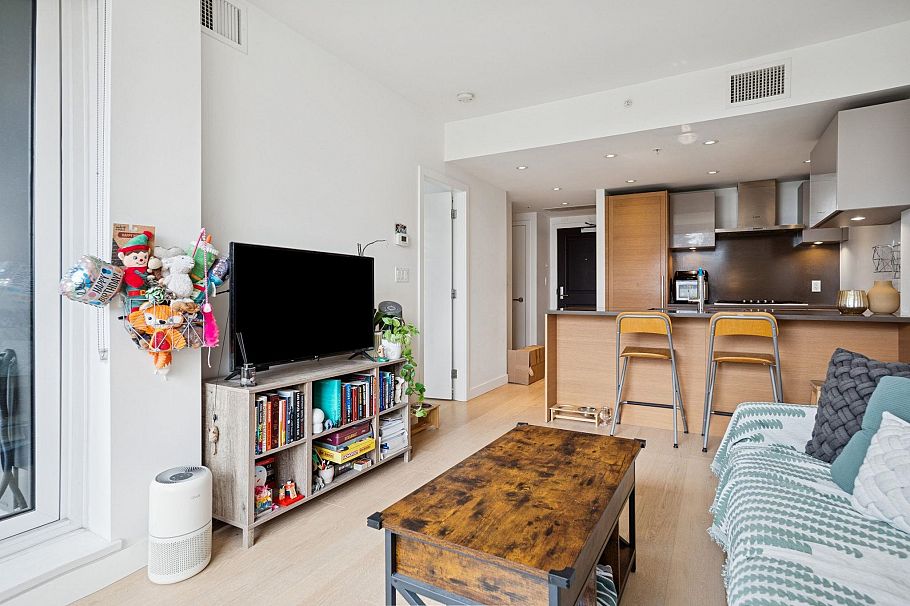 506 1515 Atlas Lane Vancouver, BC - 4