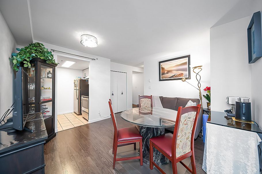 2303 1188 Howe Street Vancouver, BC - 4